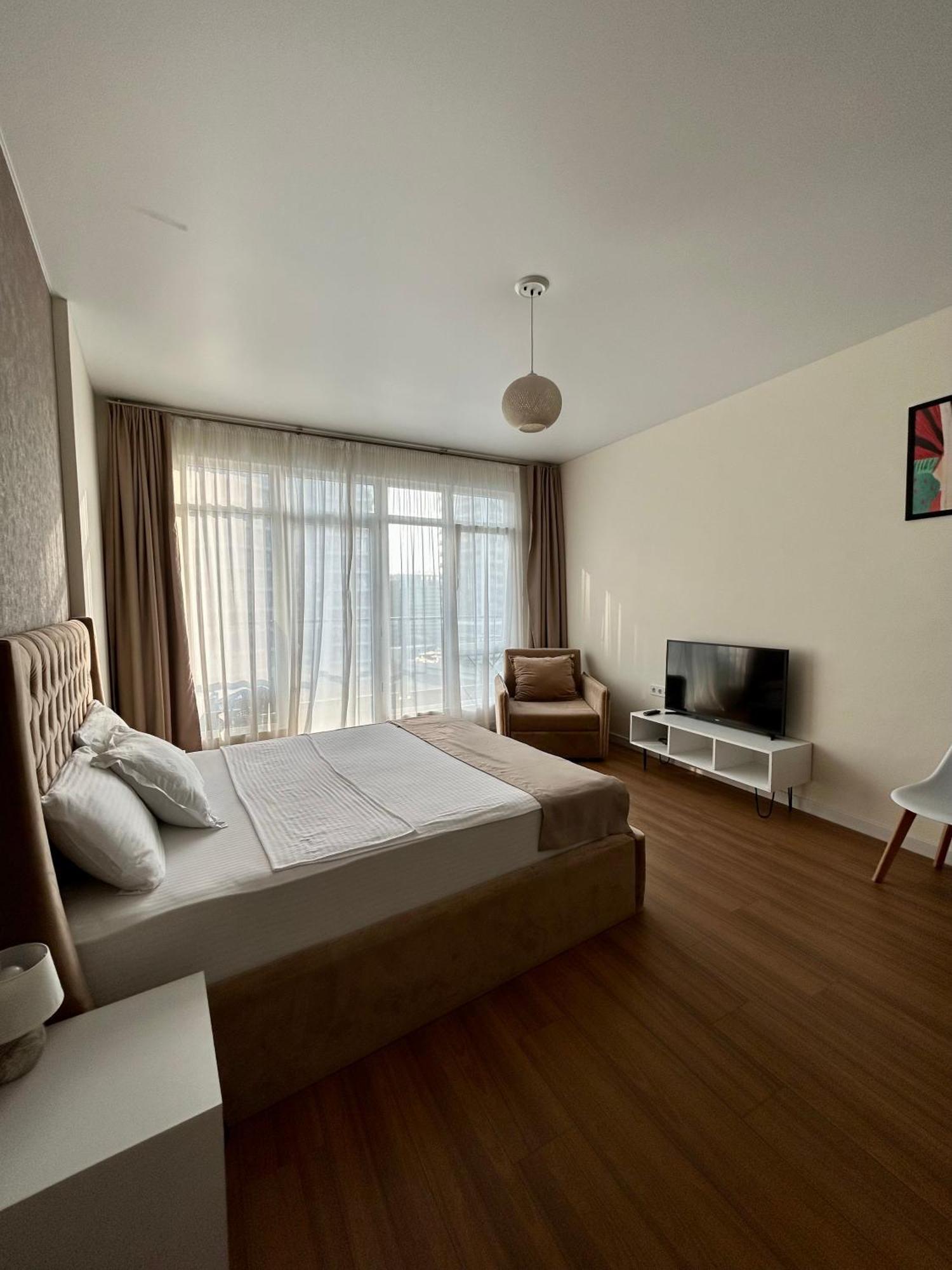 White Apartment باتومي المظهر الخارجي الصورة