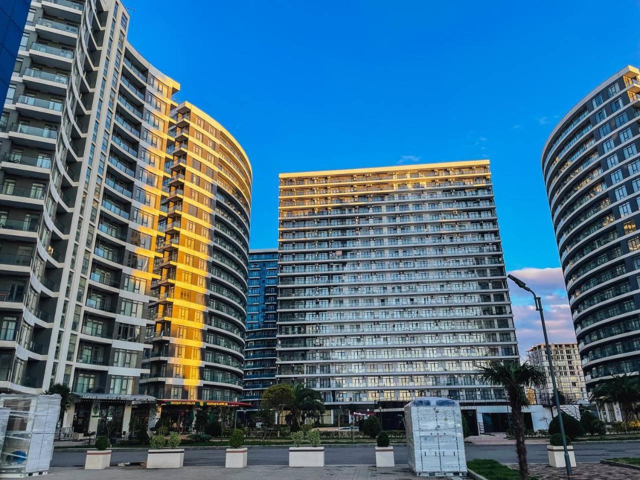 White Apartment باتومي المظهر الخارجي الصورة