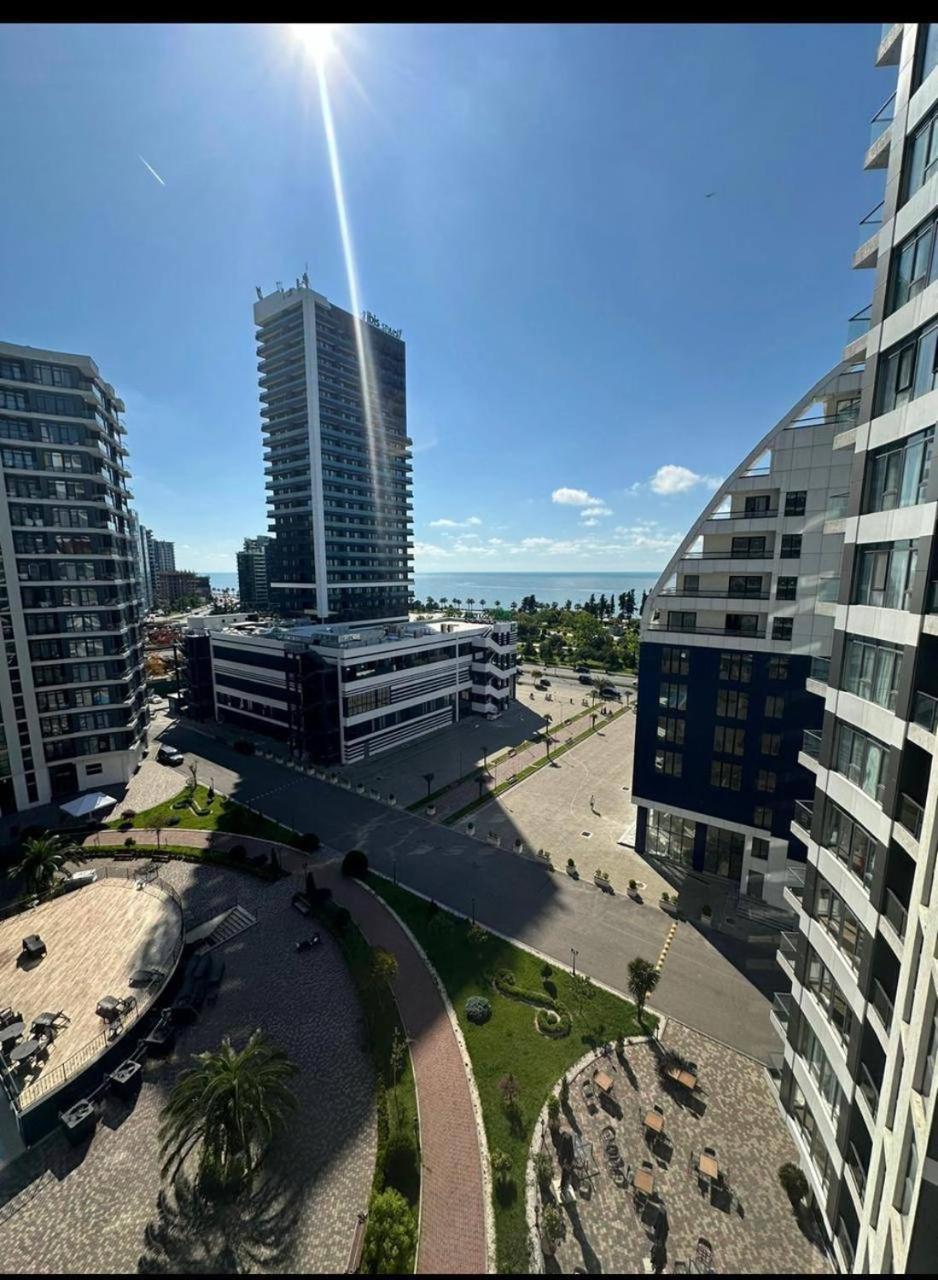 White Apartment باتومي المظهر الخارجي الصورة