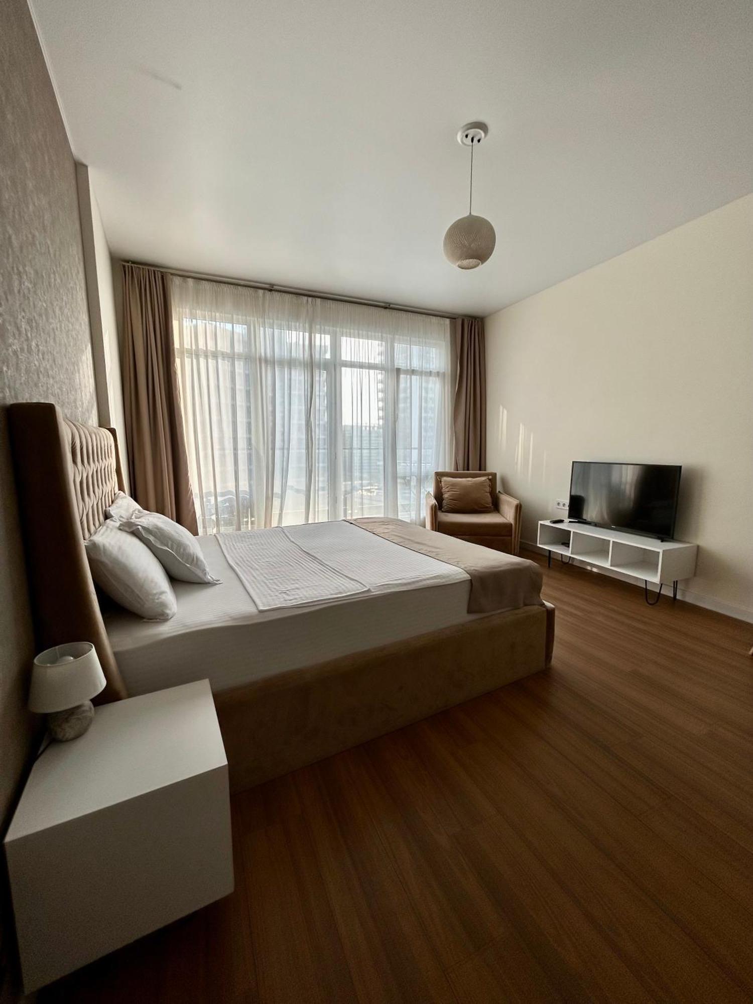 White Apartment باتومي المظهر الخارجي الصورة